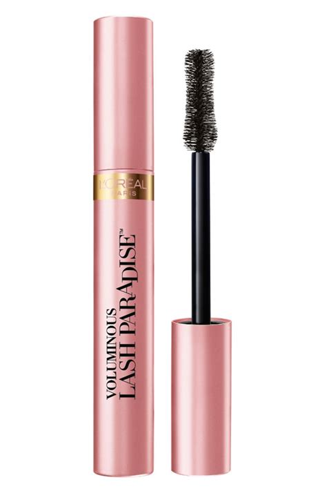 Wonderland's Black Magic: The Ultimate Mascara for Volume and Definition
